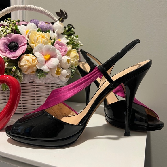 CASADEI Italian Black and Pink Velvet Slingback Heels - Picture 5 of 9